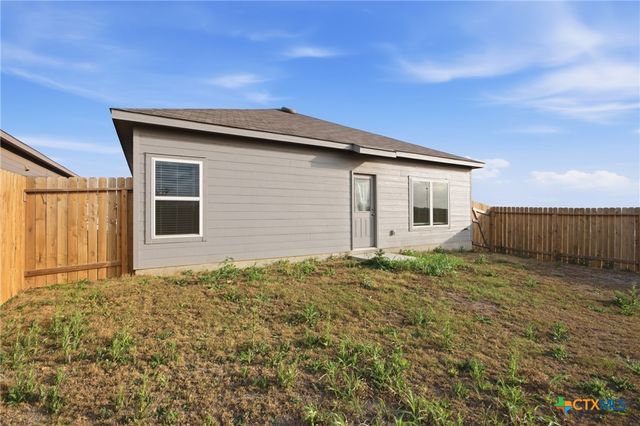 292 Legacy Circle, New Braunfels, TX 78130
