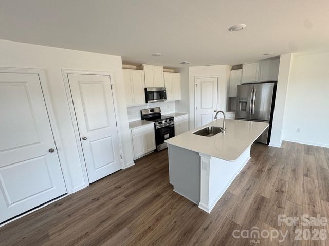 4099 Oxford Glen Drive OG 103, Claremont, NC 28610