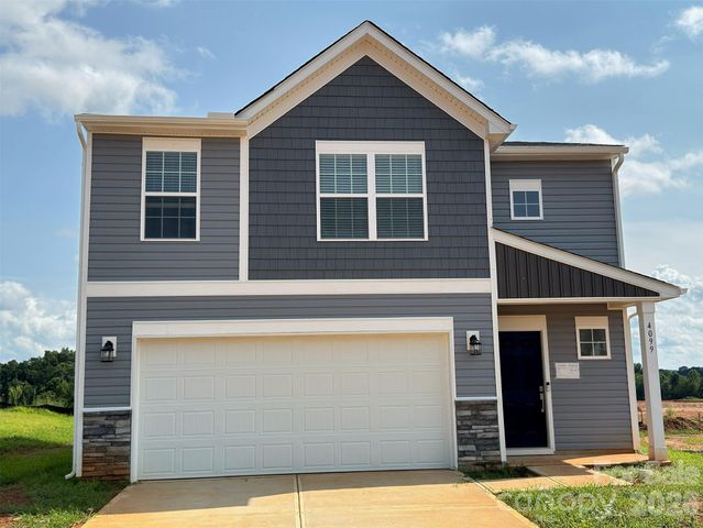 4099 Oxford Glen Drive OG 103, Claremont, NC 28610