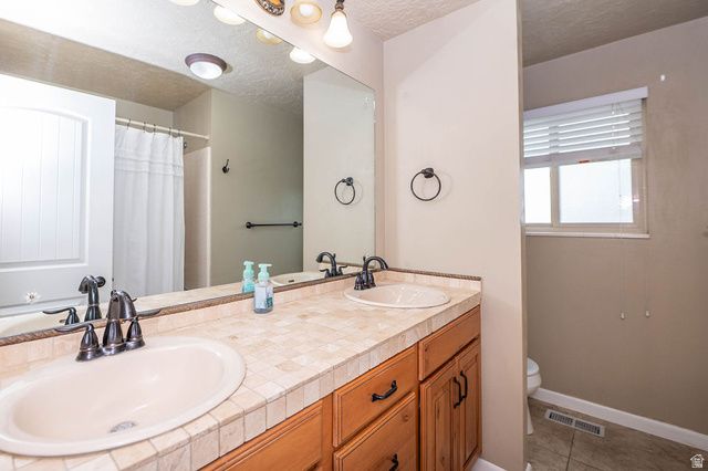 4963 S 2275 W, Roy, UT 84067