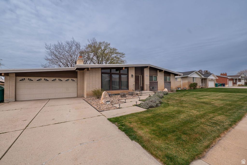 4963 S 2275 W, Roy, UT 84067