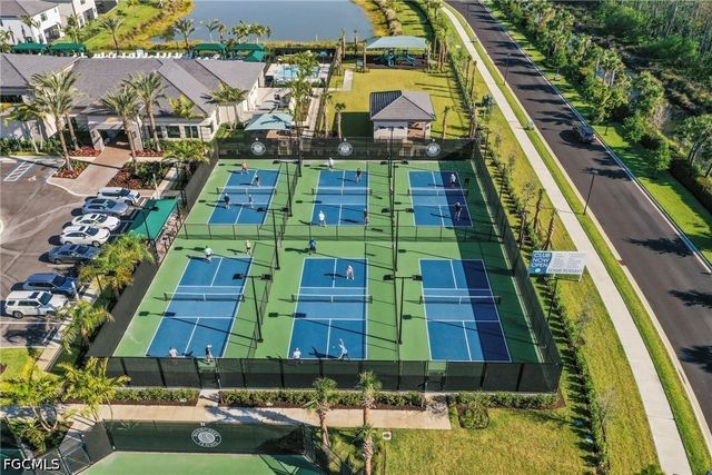 20521 Fair Oak LN, Estero, FL 33928