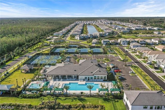 20521 Fair Oak LN, Estero, FL 33928