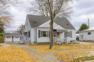 29590 Dembs Drive, Roseville, MI 48066