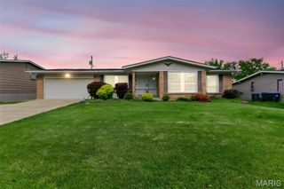 1285 Flamingo Drive, Florissant, MO 63031
