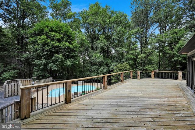 5043 PINEVIEW DR, Mohnton, PA 19540