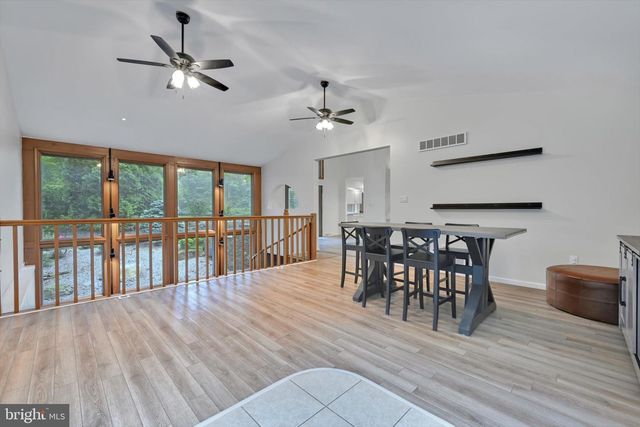 5043 PINEVIEW DR, Mohnton, PA 19540