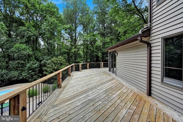 5043 PINEVIEW DR, Mohnton, PA 19540