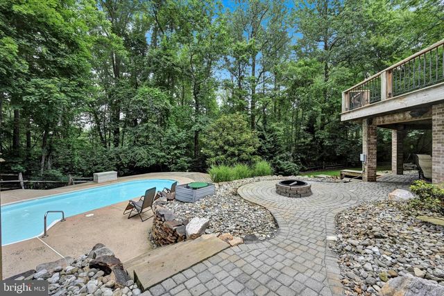 5043 PINEVIEW DR, Mohnton, PA 19540