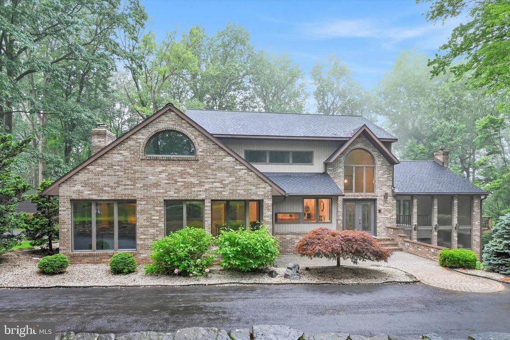 5043 PINEVIEW DR, Mohnton, PA 19540