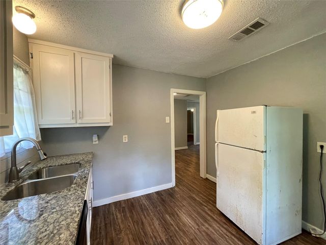 5213 Anzio Road, Houston, TX 77033