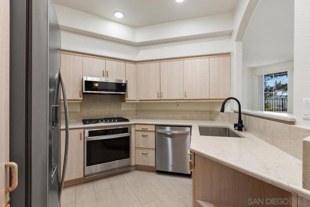 11986 Tivoli Park 3, San Diego, CA 92128
