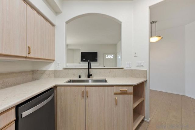 11986 Tivoli Park 3, San Diego, CA 92128