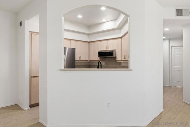 11986 Tivoli Park 3, San Diego, CA 92128