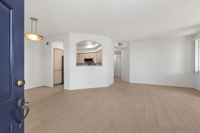 11986 Tivoli Park 3, San Diego, CA 92128