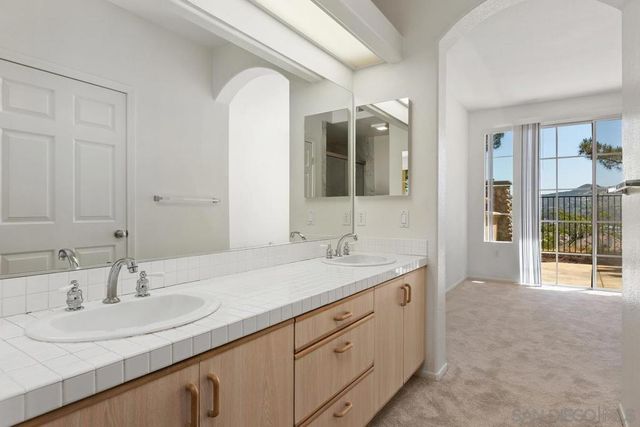 11986 Tivoli Park 3, San Diego, CA 92128