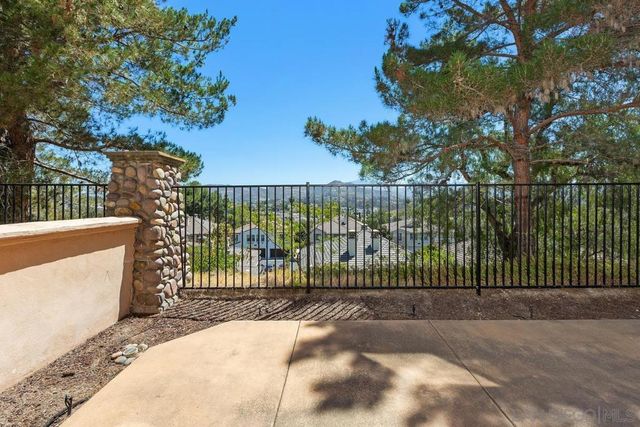 11986 Tivoli Park 3, San Diego, CA 92128