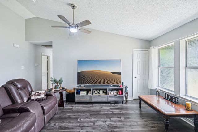 5789 Southfork Drive N, Royse City, TX 75189