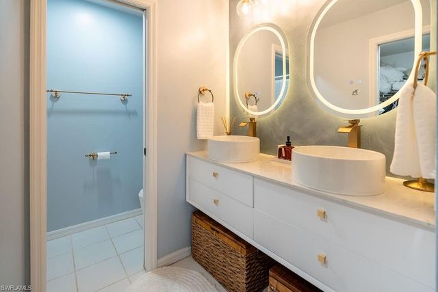 439 Saint Andrews BLVD 145-0, Naples, FL 34113