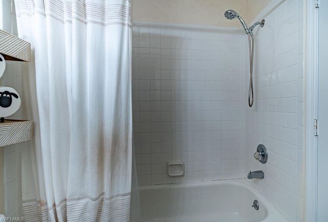 439 Saint Andrews BLVD 145-0, Naples, FL 34113