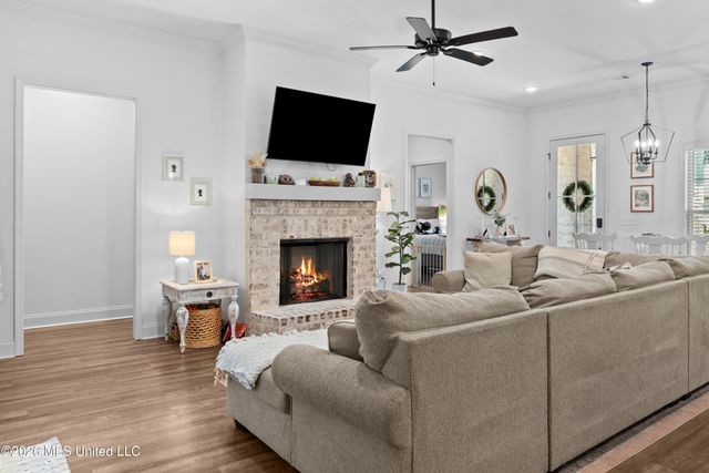 136 Serenity Lane, Pearl, MS 39208