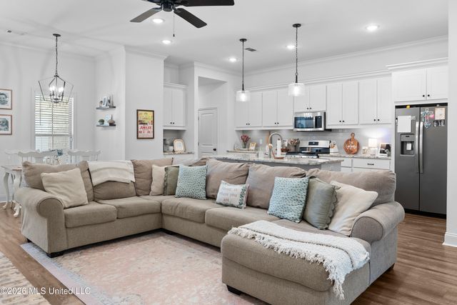 136 Serenity Lane, Pearl, MS 39208