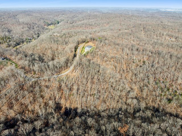 7640 Chipmunk Ln, Nashville, TN 37221