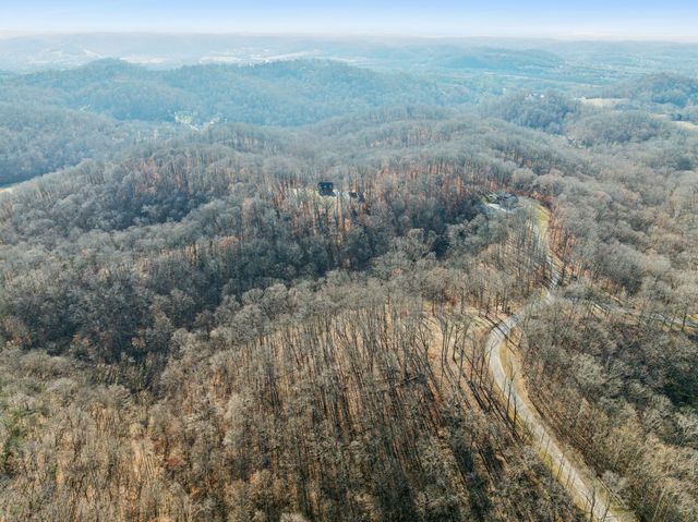 7640 Chipmunk Ln, Nashville, TN 37221
