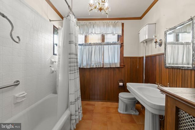 24 FRANKLIN AVE, Merchantville, NJ 08109