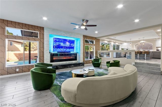 4198 Abernethy Forest Place, Las Vegas, NV 89141