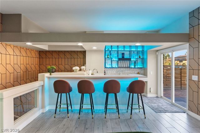 4198 Abernethy Forest Place, Las Vegas, NV 89141