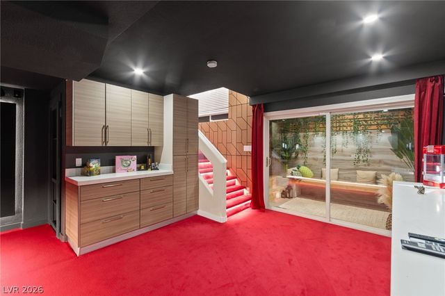 4198 Abernethy Forest Place, Las Vegas, NV 89141