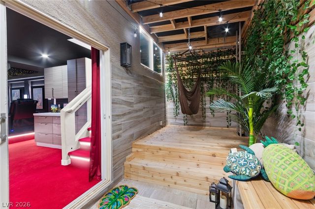 4198 Abernethy Forest Place, Las Vegas, NV 89141