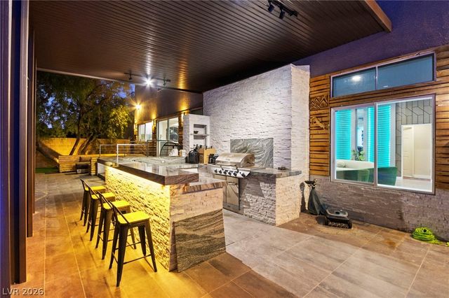 4198 Abernethy Forest Place, Las Vegas, NV 89141