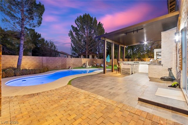 4198 Abernethy Forest Place, Las Vegas, NV 89141