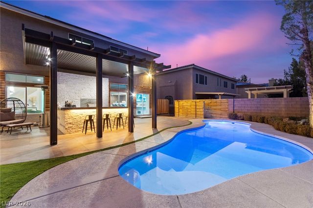 4198 Abernethy Forest Place, Las Vegas, NV 89141