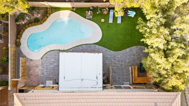 4198 Abernethy Forest Place, Las Vegas, NV 89141