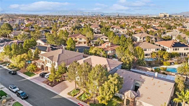 4198 Abernethy Forest Place, Las Vegas, NV 89141