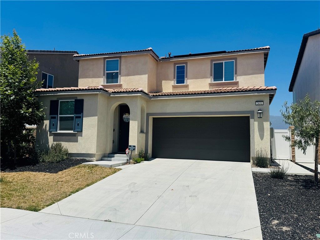 2651 Emerald Bay, Rialto, CA 92377