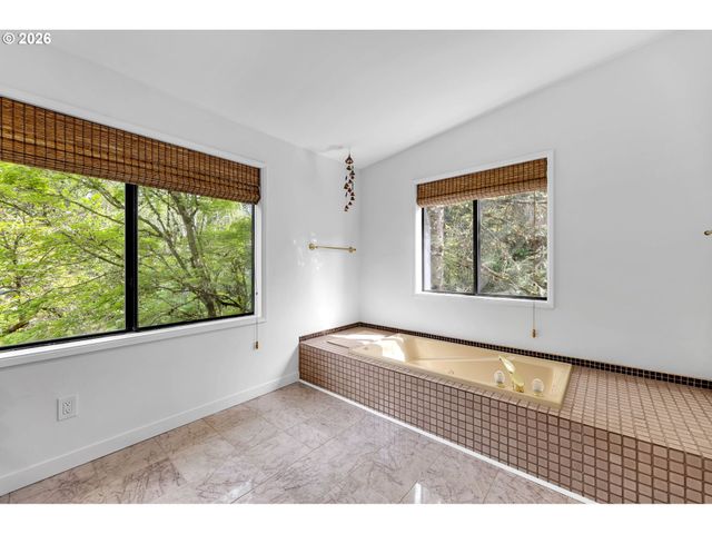 29909 Nw 51ST Ave, Ridgefield, WA 98642
