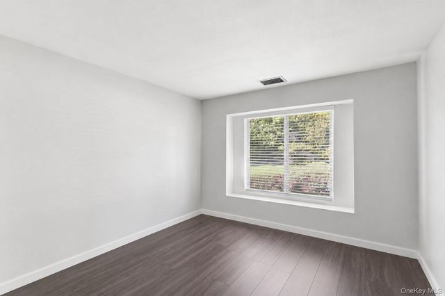 1004 Skyline Drive, Coram, NY 11727