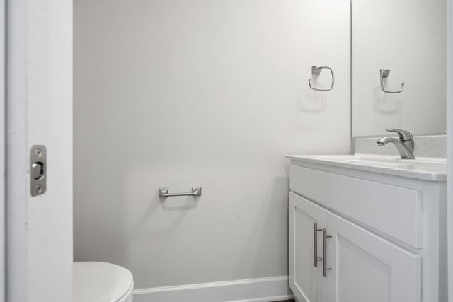 6900 GROVER Station, Bettendorf, IA 52722