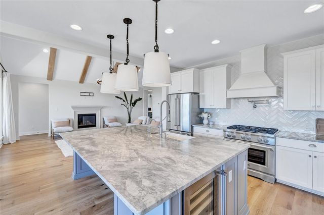 19605 Summit Glory TRL 107, Spicewood, TX 78669