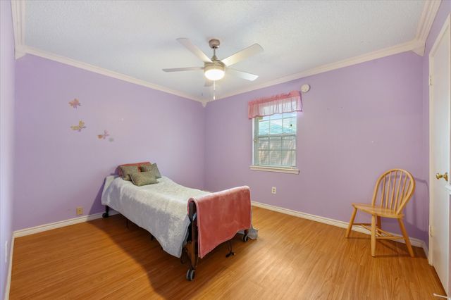 1926 Creek Wood Court, Irving, TX 75060