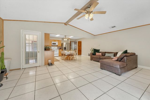 1926 Creek Wood Court, Irving, TX 75060