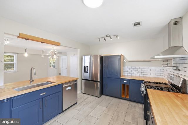 11317 COLLEGE VIEW DR, Silver Spring, MD 20902