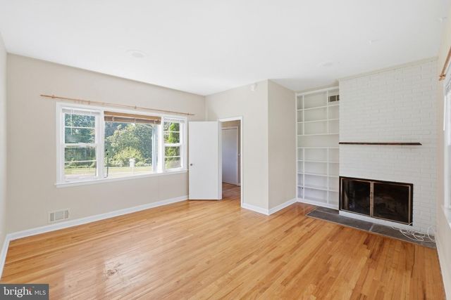 11317 COLLEGE VIEW DR, Silver Spring, MD 20902
