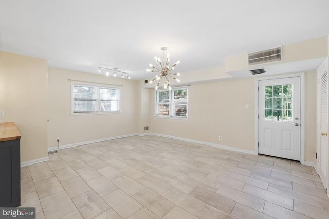 11317 COLLEGE VIEW DR, Silver Spring, MD 20902