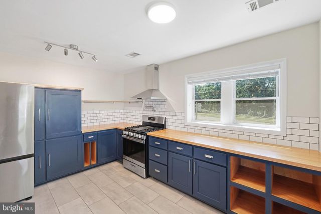 11317 COLLEGE VIEW DR, Silver Spring, MD 20902