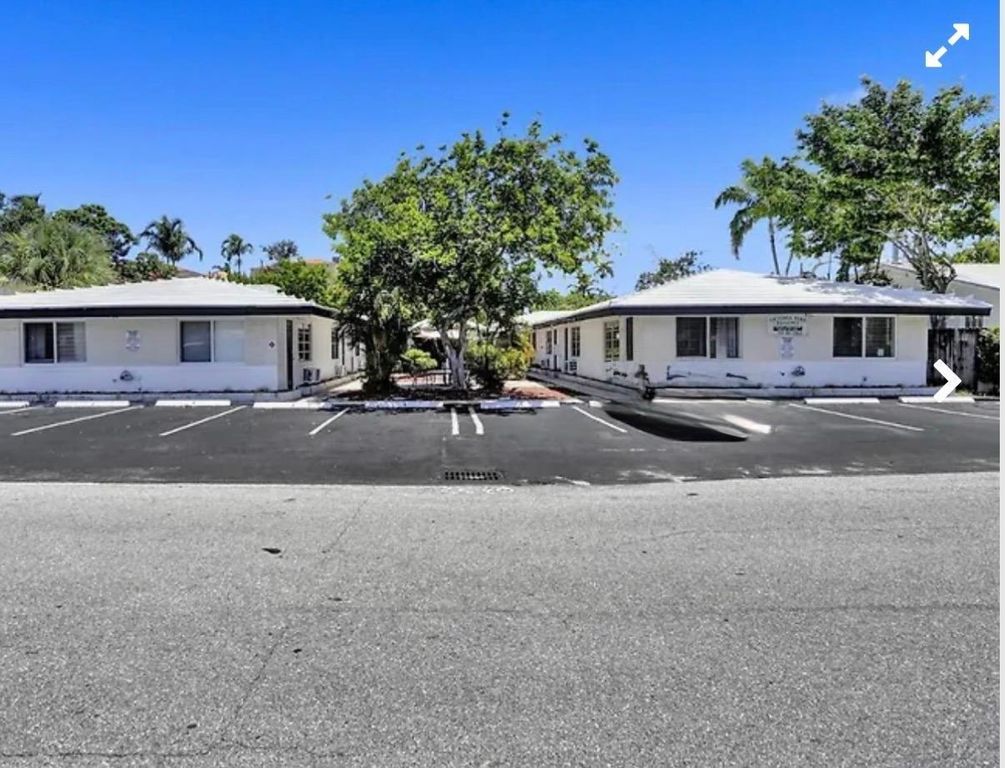 820 NE 16th Avenue 10, Fort Lauderdale, FL 33304